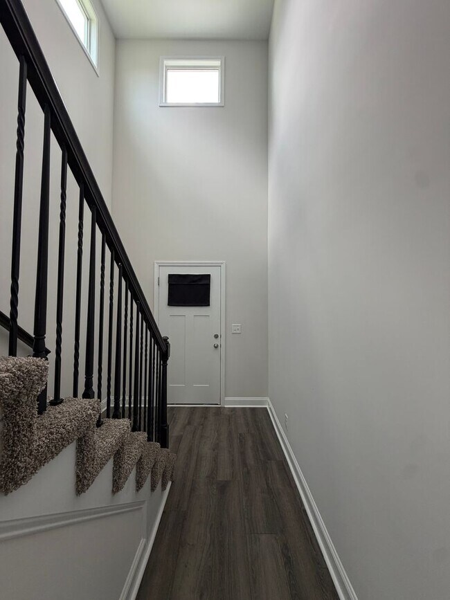 Building Photo - 2636 Rafiki Dr