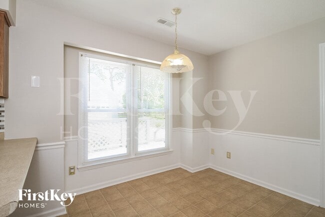 Building Photo - 7089 Avenbury Cir