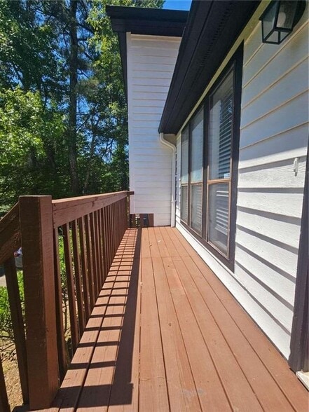 Building Photo - 4115 Cranwood Dr
