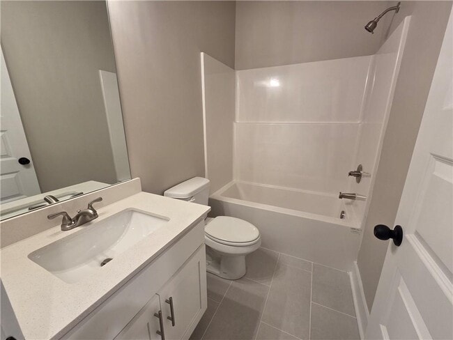 Building Photo - 6 Rock Pk Wy