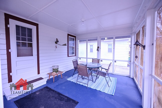 Building Photo - 1232 Eliza St