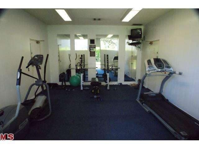 GYM - 4708 Park Granada Park