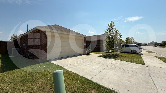 Building Photo - 3801 Harper St