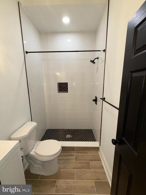 Building Photo - 2028 Druid Hill Ave