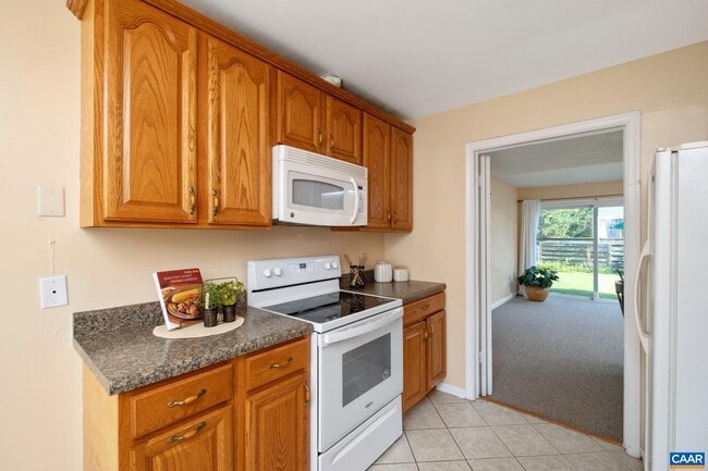 Building Photo - 114 Georgetown Green