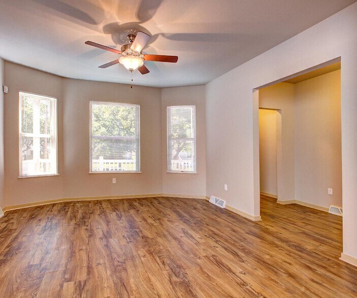 Gorman Homes 3412 W Fond du Lac Ave Milwaukee WI 53210 Apartment Finder
