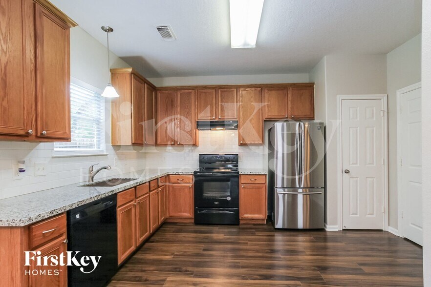 Building Photo - 1013 Arbor Way