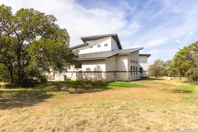 Building Photo - 118 Cap Rock Dr