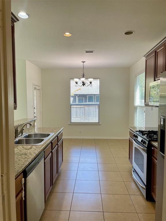 Building Photo - 8725 White Ibis Dr