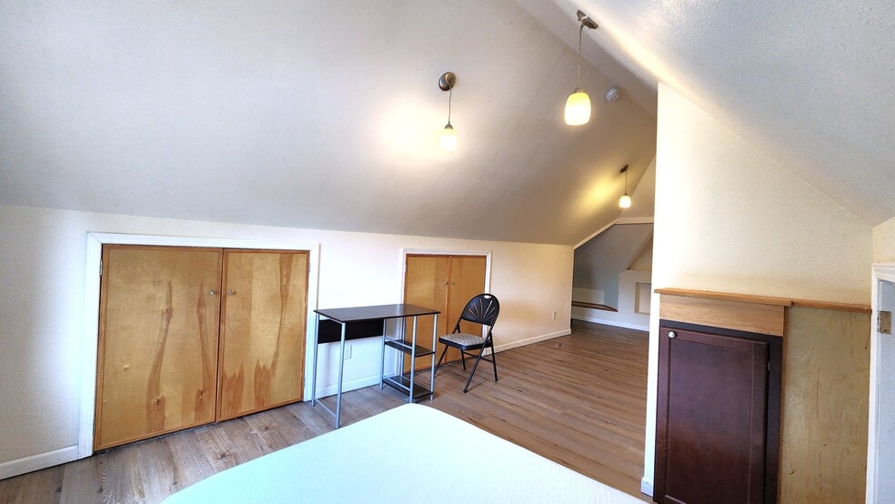 Building Photo - 1205 Chandler St
