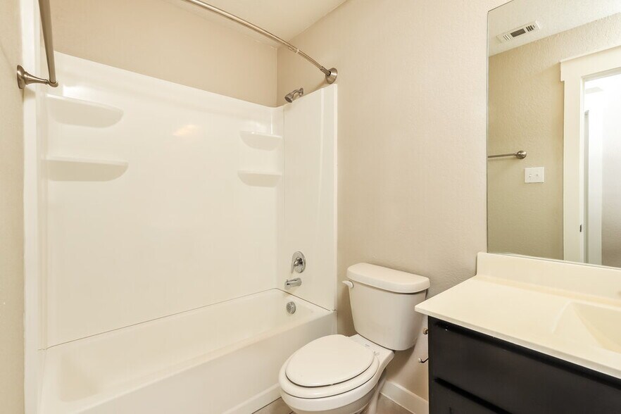 Building Photo - 10526 Rosalina Lp