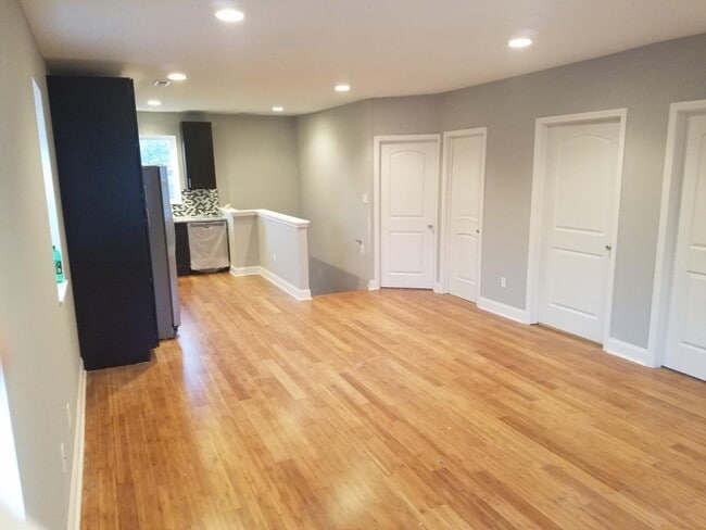 Building Photo - 2740 1st Ave