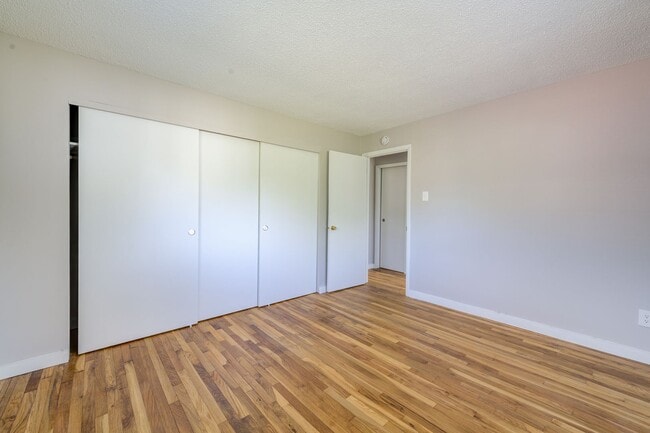 Building Photo - 3937 Jane Ave