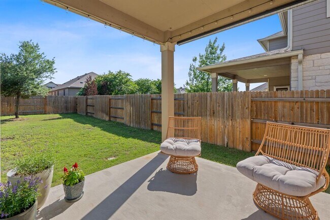 Building Photo - 476 Sheepshank Dr