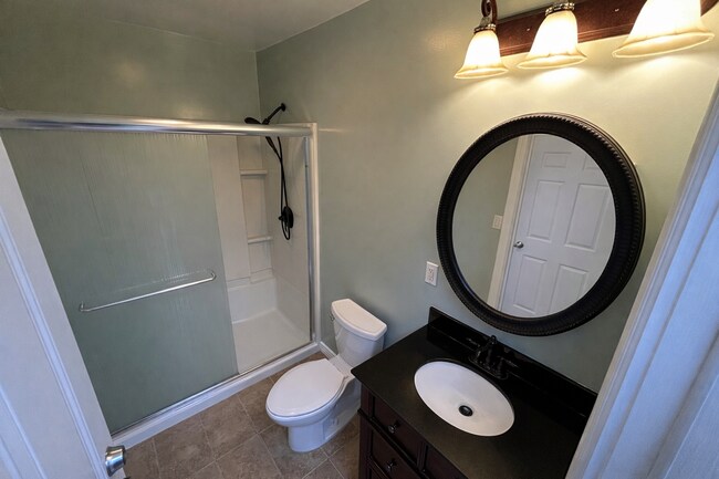 Building Photo - North Hollywood 4BR/3BA Home with Gated Entry and Private Yard