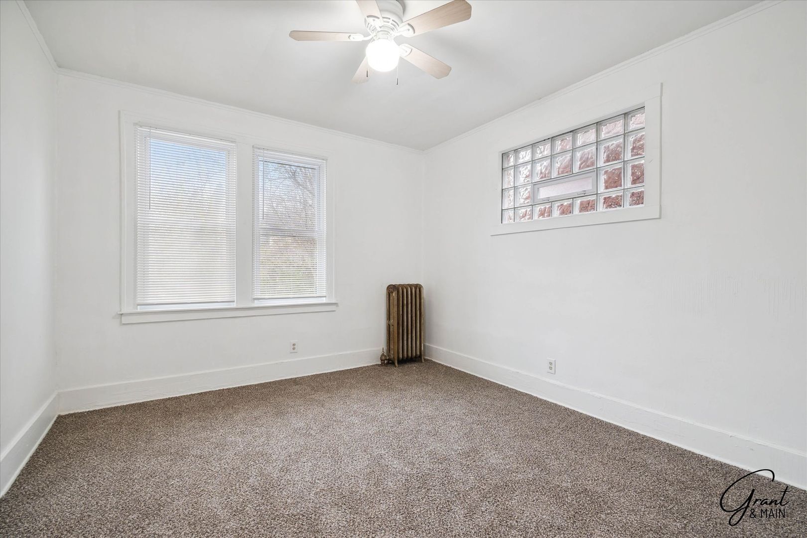 Building Photo - 2433/2435 Pasadena St. -  Missouri Residential Rentals LLC