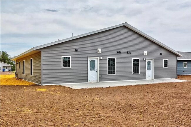 Building Photo - 10008 Aspen Ln