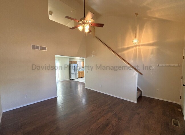 Building Photo - 1045 Lords Hill Dr