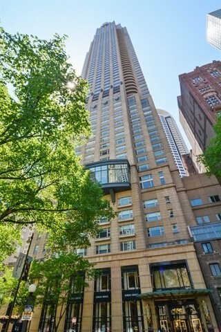 Primary Photo - 800 N Michigan Ave