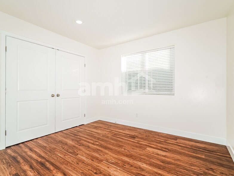 Building Photo - 9260 Shootingstar St SE