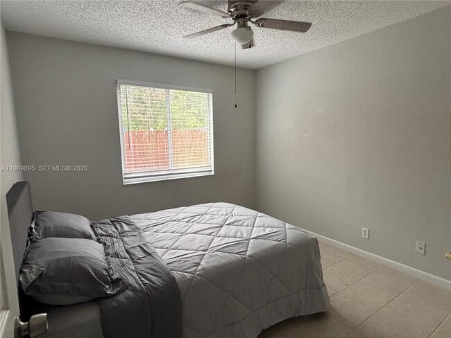 Building Photo - 15216 85th Ave N