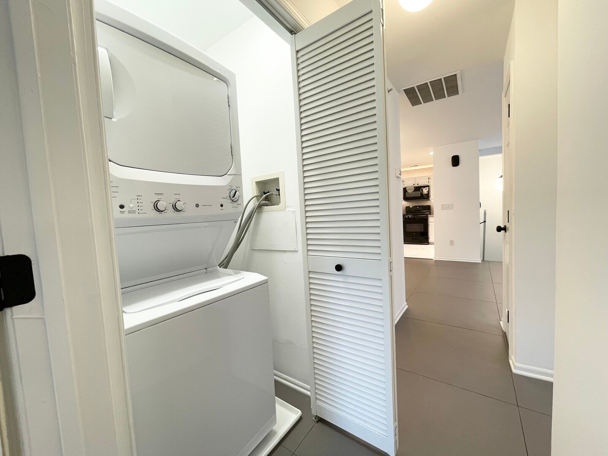 Stackables in Unit - 162 Vasser Dr