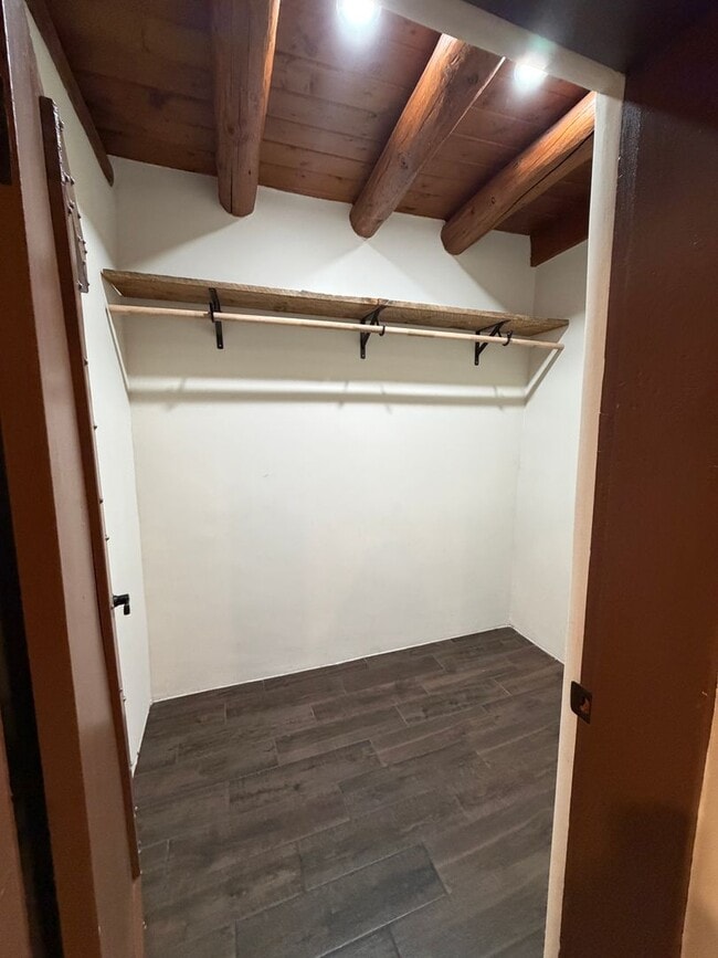 Building Photo - 152 Lorenzo Rd