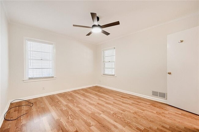 Building Photo - 1278 Fairhill Ln NE