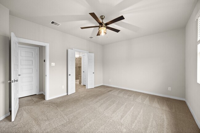 Building Photo - 5547 Madden Ln