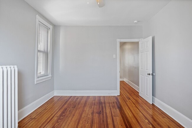 Building Photo - 3 bedroom 1 bath home in Cobbs Creek