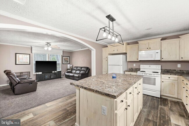 Building Photo - 13115 Arcadia Rd