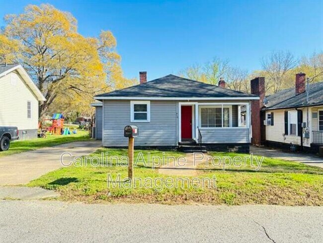 Building Photo - 410 Carolina Ave