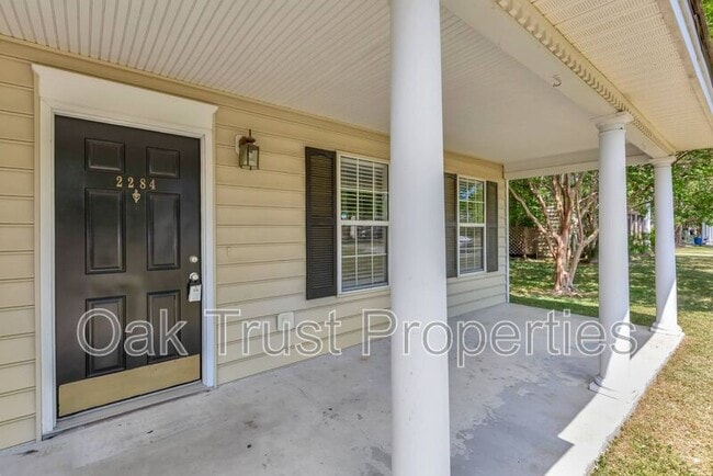 Building Photo - 2284 Kings Gate Ln