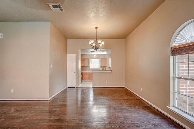 Building Photo - 3906 Portman Glen Ln