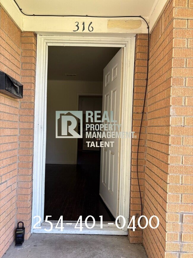 Building Photo - Leasing - 316 E French Ave