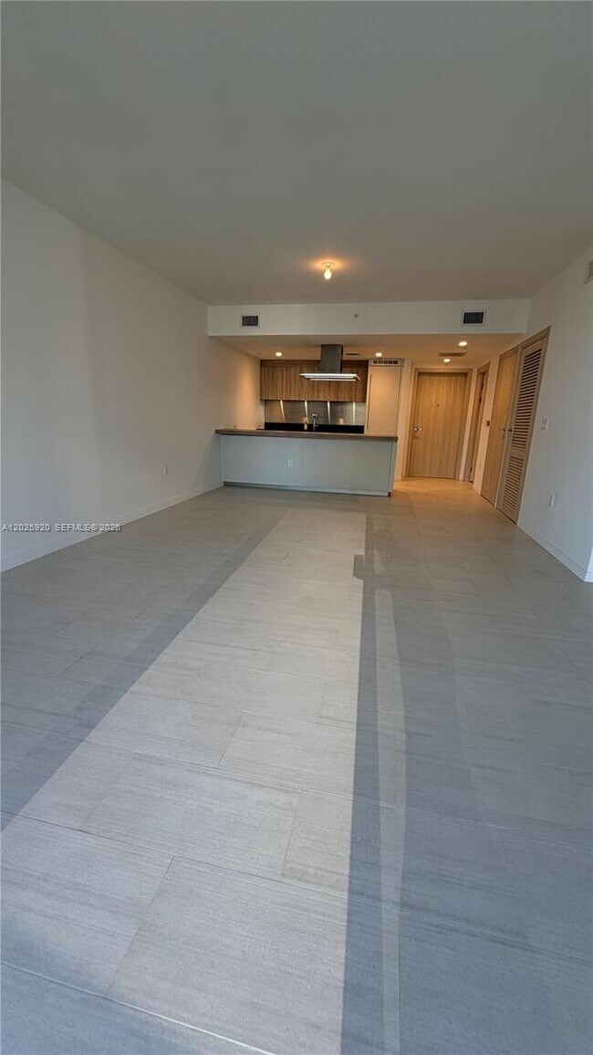 Building Photo - 1000 Brickell Ave