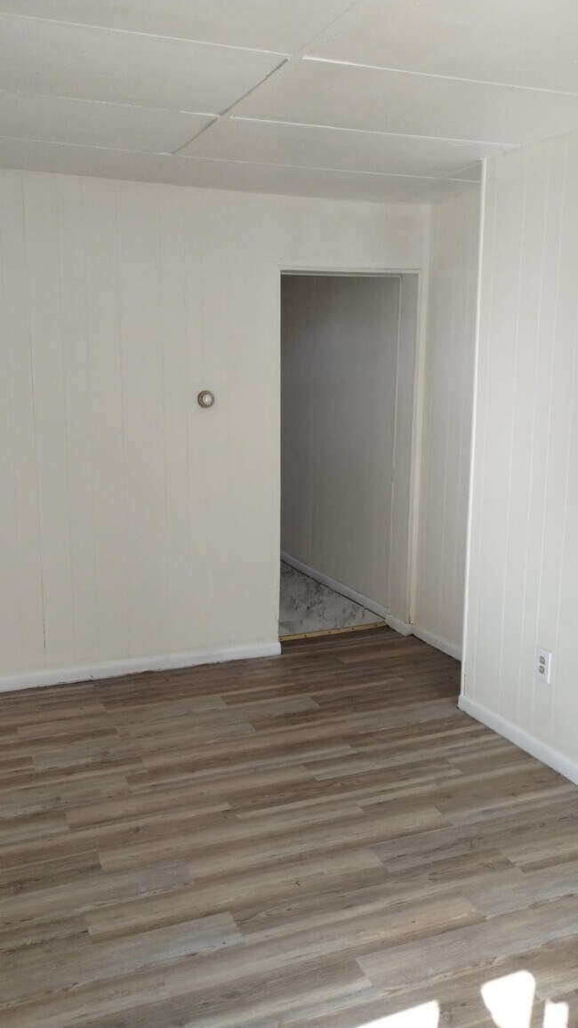Building Photo - 311 Highland Ave