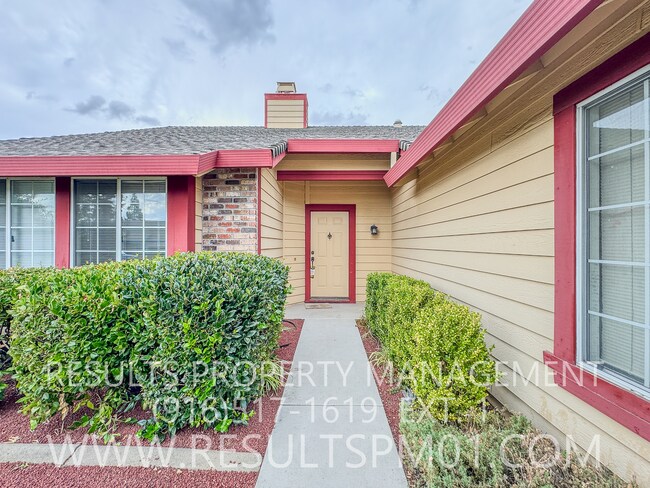 Building Photo - Stanford Ranch 3 Bedroom beauty!