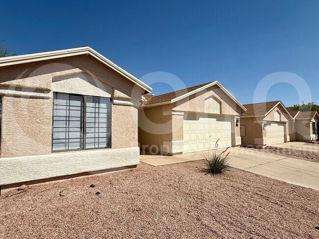 Building Photo - 8488 N Winchester Creek Dr