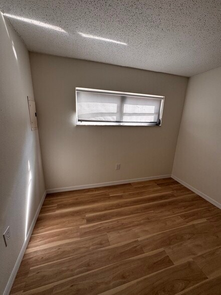 Building Photo - 224 Pleasant Grove Rd