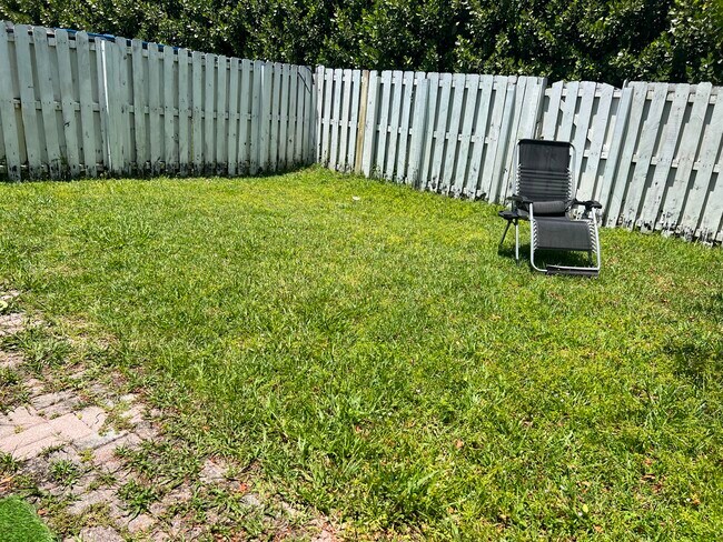 Building Photo - 7565 Edisto Dr