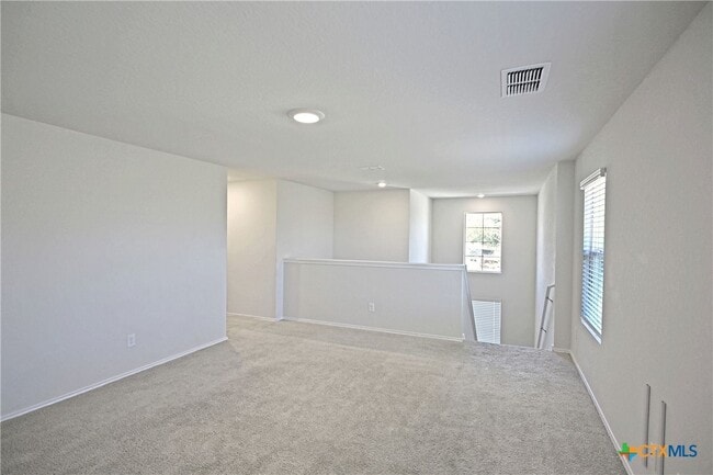 Building Photo - 884 Armadillo Dr