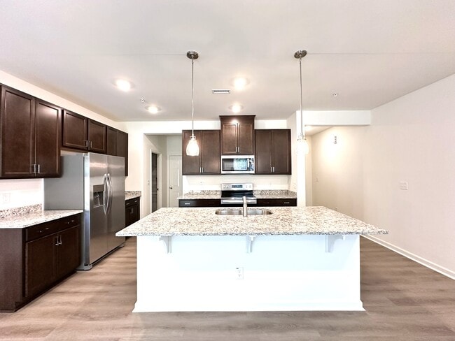 Building Photo - 163 SP