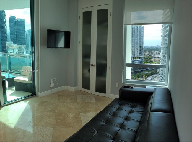 Building Photo - 350 S Miami Ave