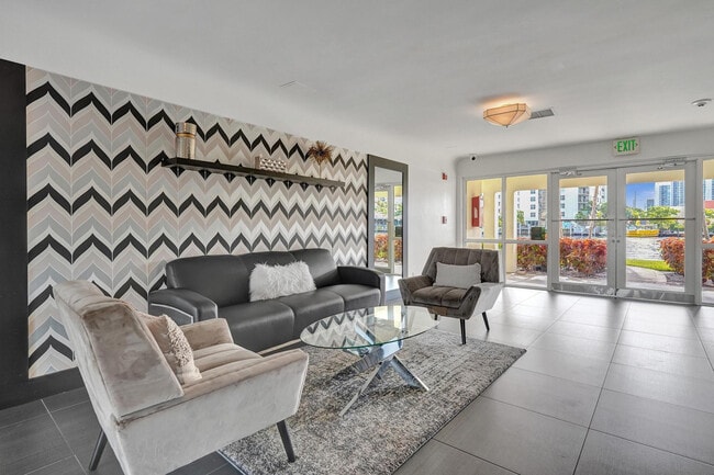 Building Photo - 2895 NE 32nd St