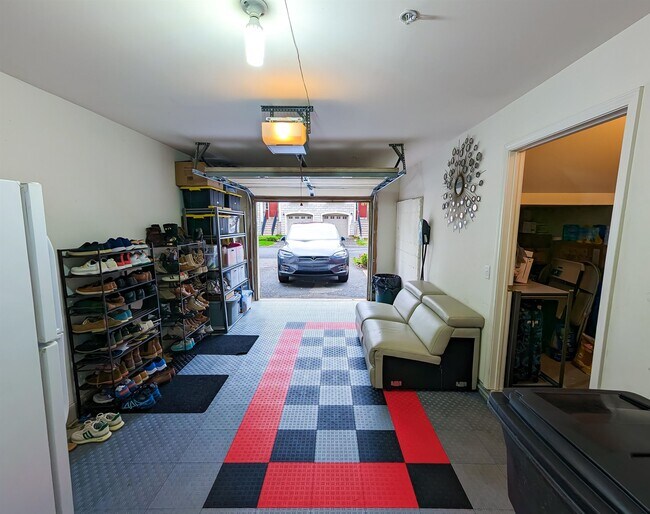 Building Photo - 47 Mallard Pl