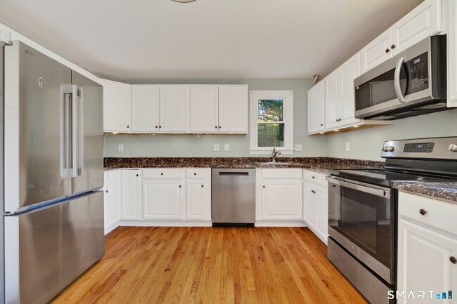 Building Photo - 224 Anns Farm Rd