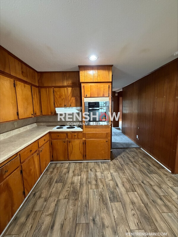 Building Photo - 179 W Main St