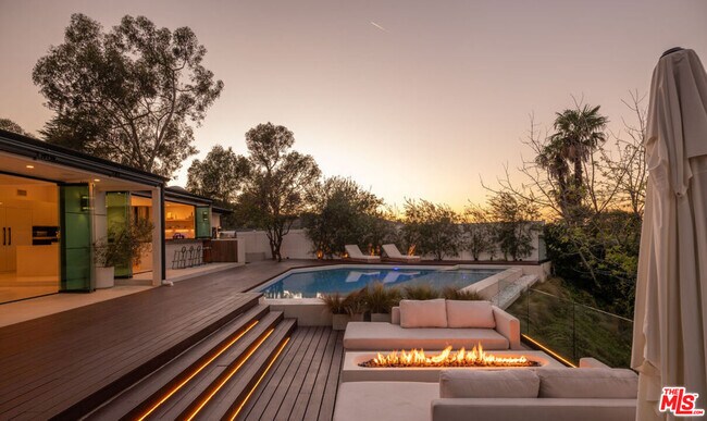 Building Photo - 3382 Scadlock Ln