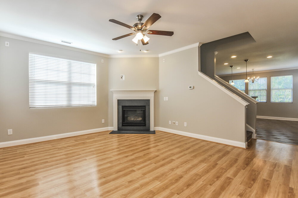 Building Photo - 130 Norwich Dr